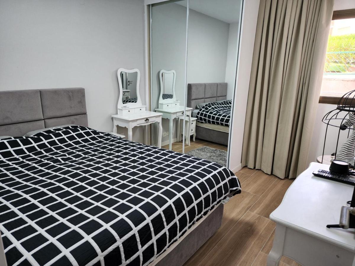 Liz'S Place 엘라트 외부 사진